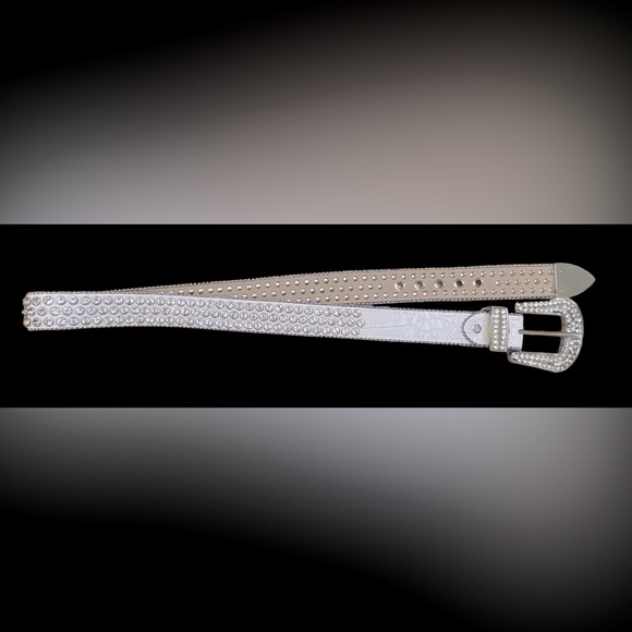 DNA Premium White & Silver Diamond Rhinestone Cowgirl Crocodile Belt - Picture 7 of 13
